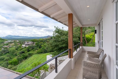 Luxury Villa Photo #32