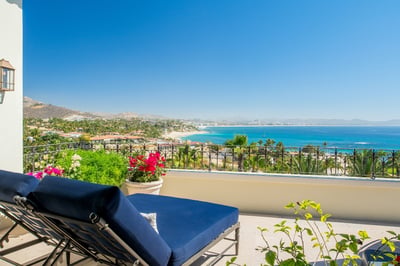 Luxury Villa Photo #20