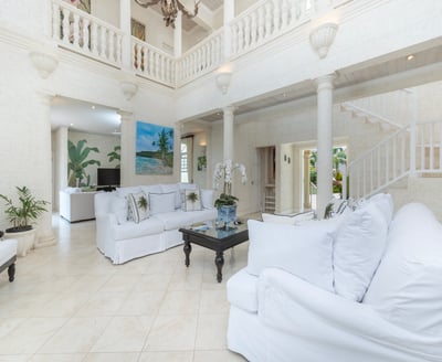 Luxury Villa Photo #15