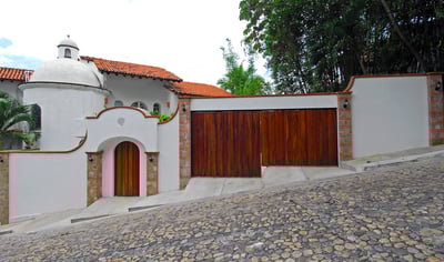 Luxury Villa Photo #22
