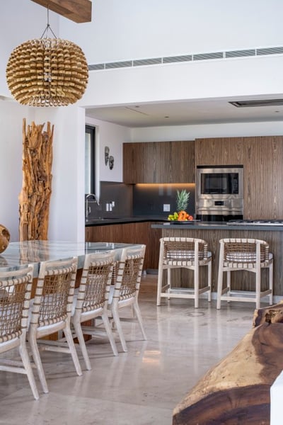 Luxury Villa Photo #12
