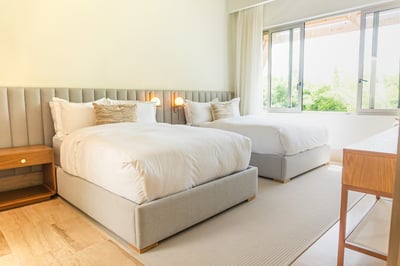 Luxury Villa Photo #29