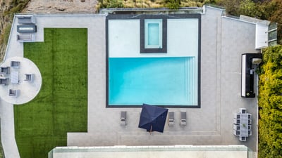 Luxury Villa Photo #5