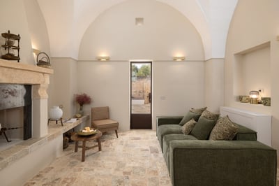 Luxury Villa Photo #8