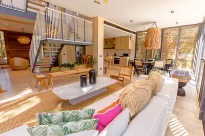 Luxury Villa Photo #20