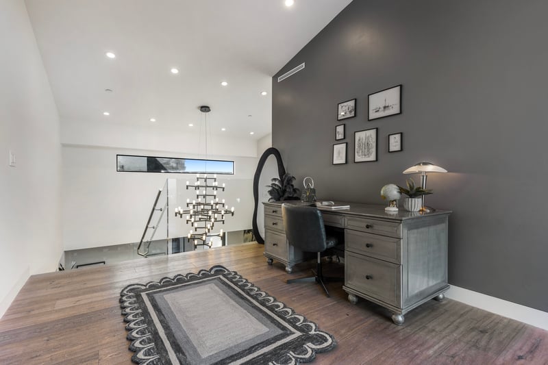 Skyline Luxury Haven