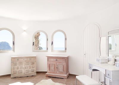Luxury Villa Photo #28