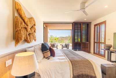 Luxury Villa Photo #35