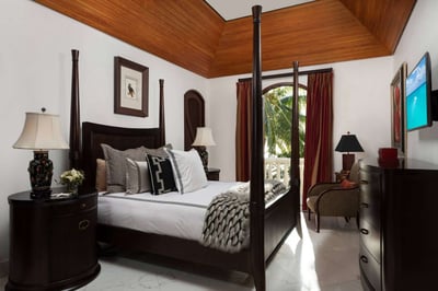 Luxury Villa Photo #28