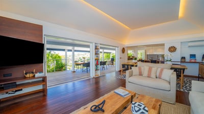 Luxury Villa Photo #11