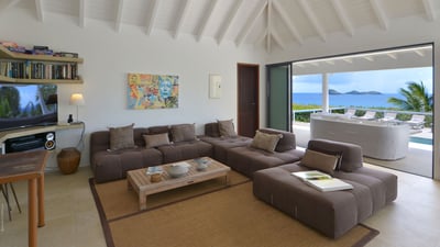 Luxury Villa Photo #9