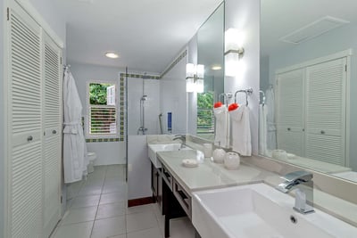 Luxury Villa Photo #31