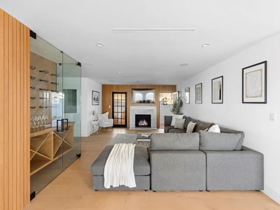 Luxury Villa Photo #21