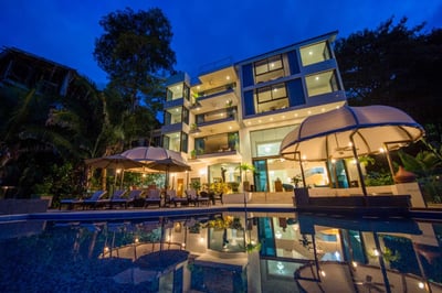 Luxury Villa Photo #6