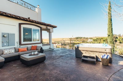 Luxury Villa Photo #3