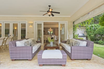 Luxury Villa Photo #6