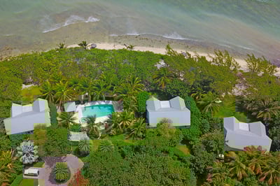 Luxury Villa Photo #16
