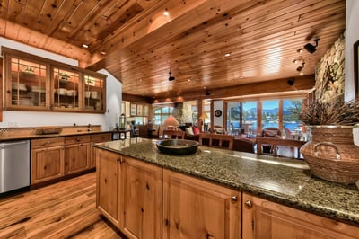 Luxury Villa Photo #27