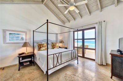 Luxury Villa Photo #20