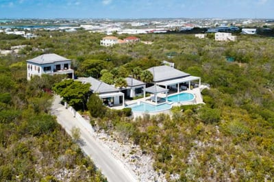 Luxury Villa Photo #21