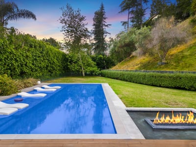 Luxury Villa Photo #8