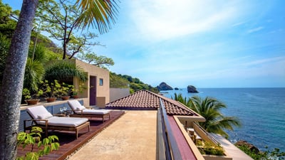 Luxury Villa Photo #11