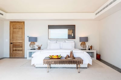 Luxury Villa Photo #31