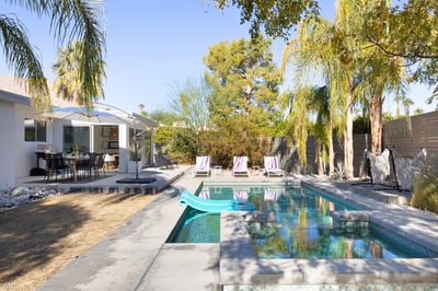 Luxury Villa Photo #3