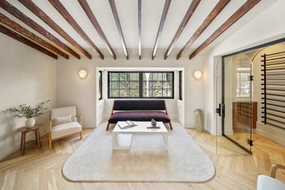 Luxury Villa Photo #12
