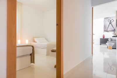 Luxury Villa Photo #34