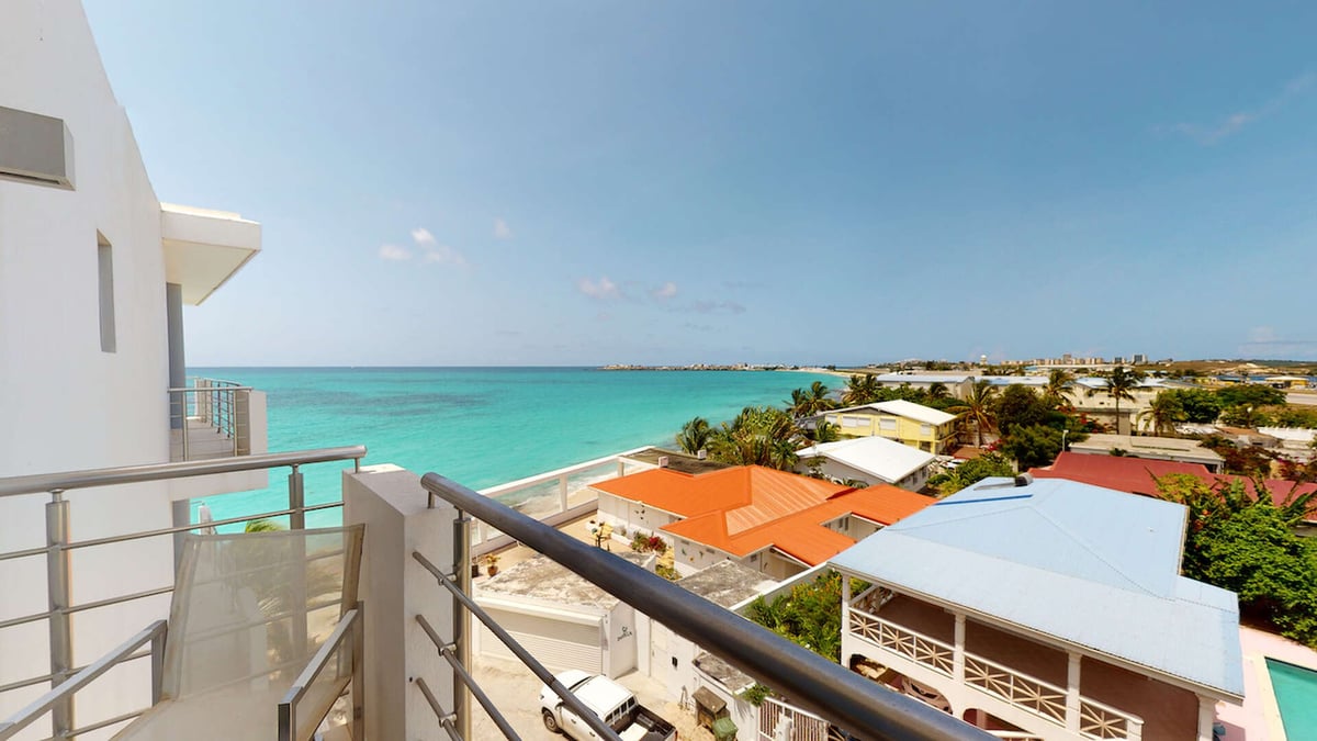 Living The Dream At Las Arenas Simpson Bay, Saint Martin