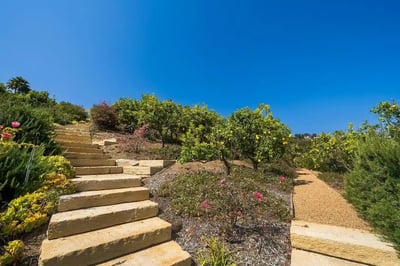 Luxury Villa Photo #11