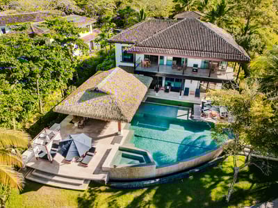 Luxury Villa Photo #6