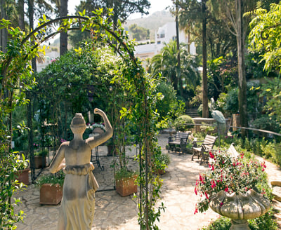 Luxury Villa Photo #7