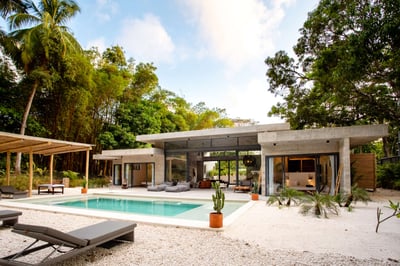 Luxury Villa Photo #2