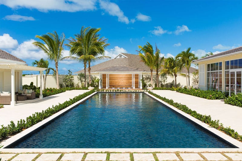 1 BDM Oceanfront Suite with Study at The Shore Club