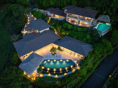 Luxury Villa Photo #2