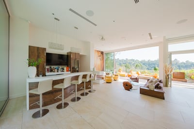 Luxury Villa Photo #37