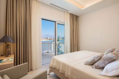 Luxury Villa Photo #48
