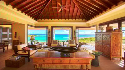 Luxury Villa Photo #12