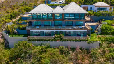 Luxury Villa Photo #7