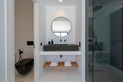 Luxury Villa Photo #24