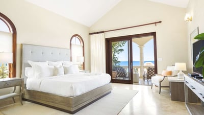 Luxury Villa Photo #31