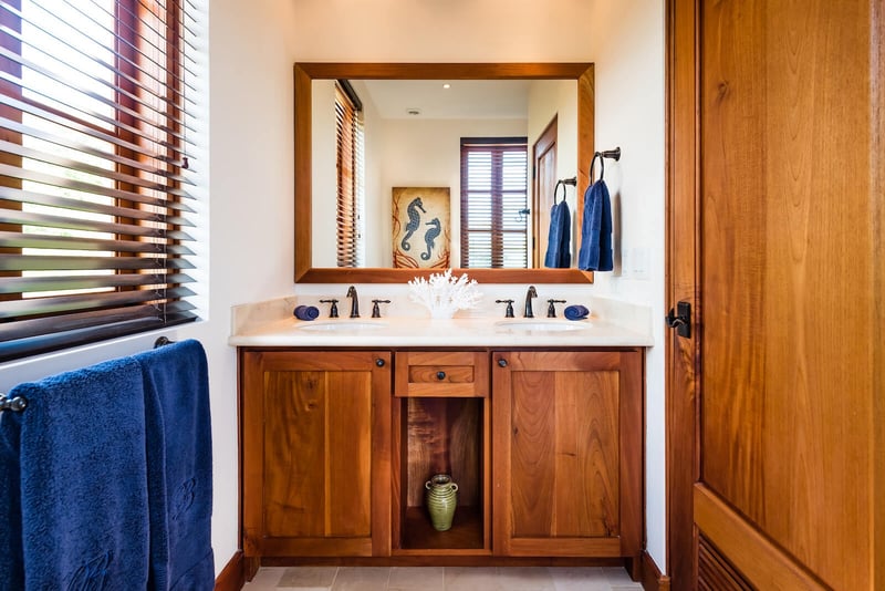 Flat | 43 Plaza Central