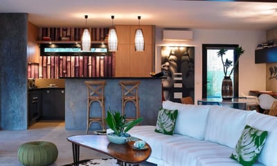 Luxury Villa Photo #20