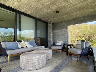 Luxury Villa Photo #9