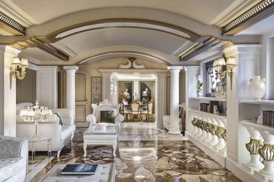 Luxury Villa Photo #8