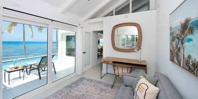 Luxury Villa Photo #17