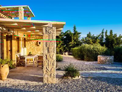 Luxury Villa Photo #6