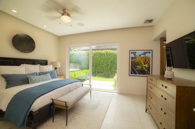 Luxury Villa Photo #35